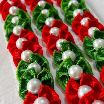 L5376 LAÇO VERMELHO E VERDE C/PEROLA - 30 UN