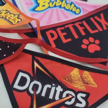 B453 BANDANA ESTAMPAS DE MARCAS FAMOSAS - 10 UN